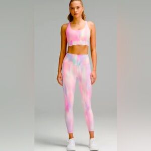 Wunder Train High-Rise Tight 25”.  Size 4. BNWT